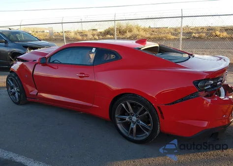 2019 Chevrolet Camaro 1Lt z USA, uszkodzony, nr VIN 1G1FB1RX0K0136442